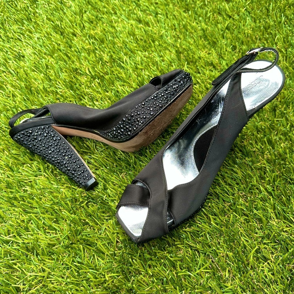 Jessica Bennett Y2K 2000s Black Rhinestone Studded Heels- size 7.5